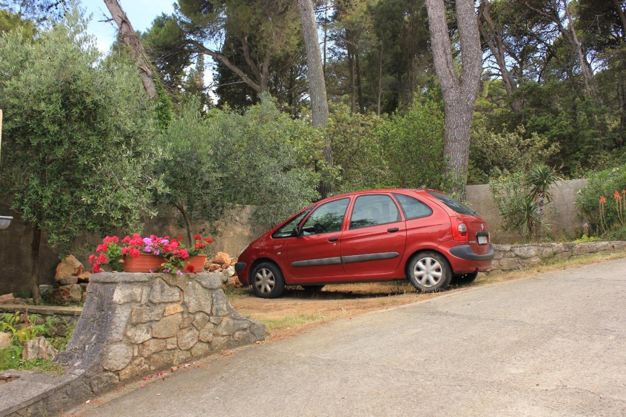 Apartments With A Parking Space Veli Losinj, Losinj - 8029 Exterior foto