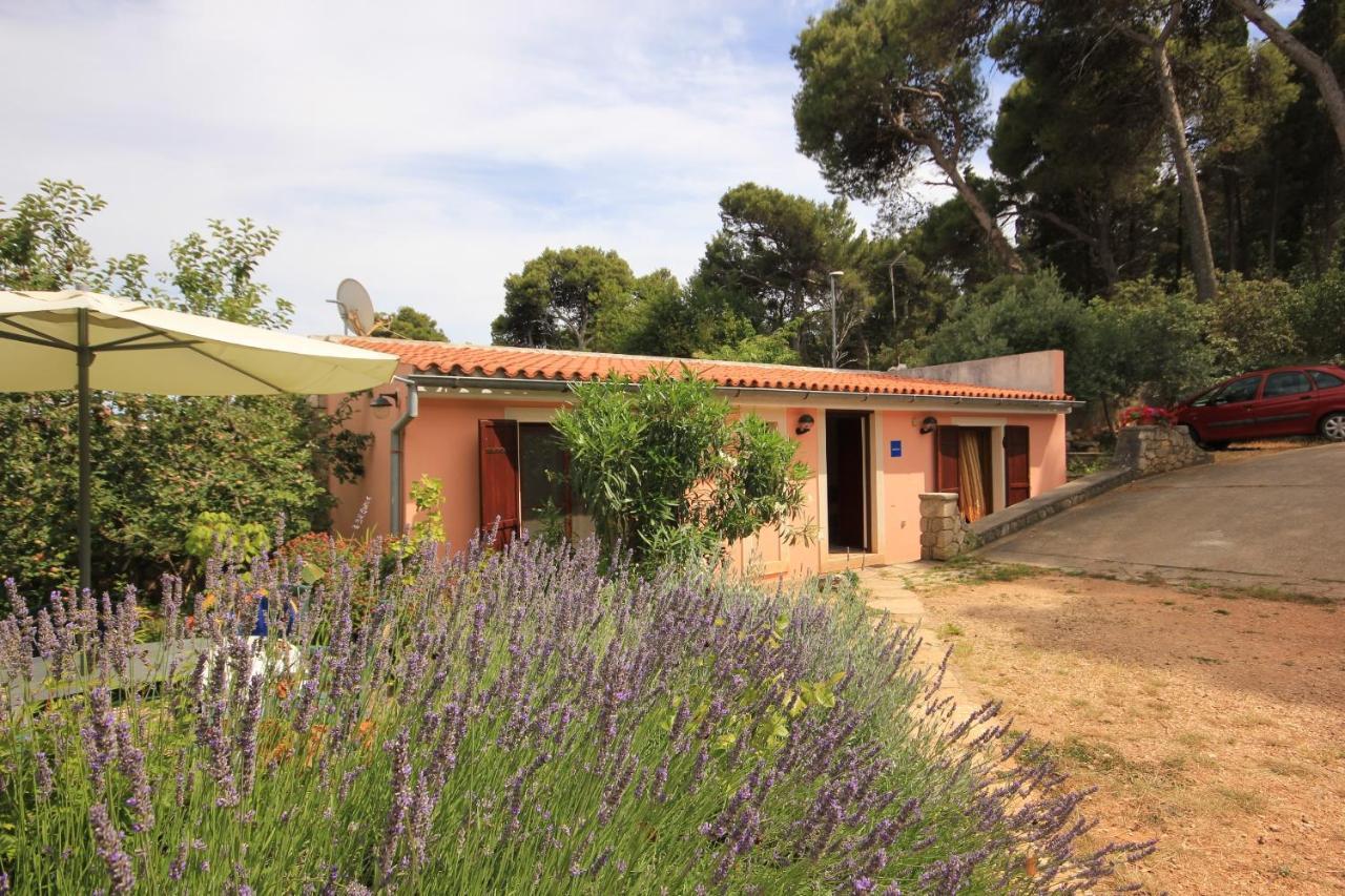Apartments With A Parking Space Veli Losinj, Losinj - 8029 Exterior foto